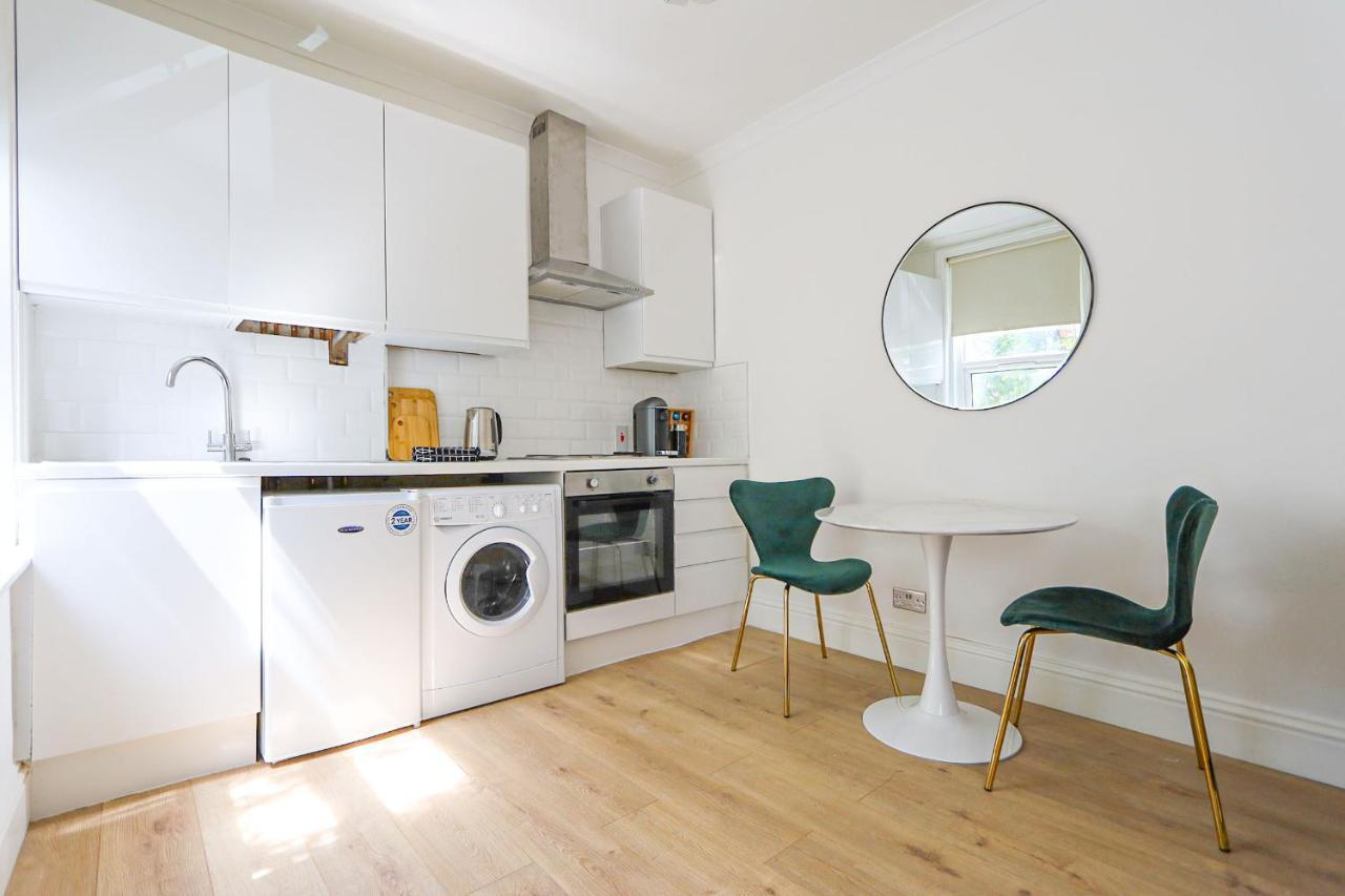 Stylish One Bedroom Apartment In Greater Londýn Exteriér fotografie