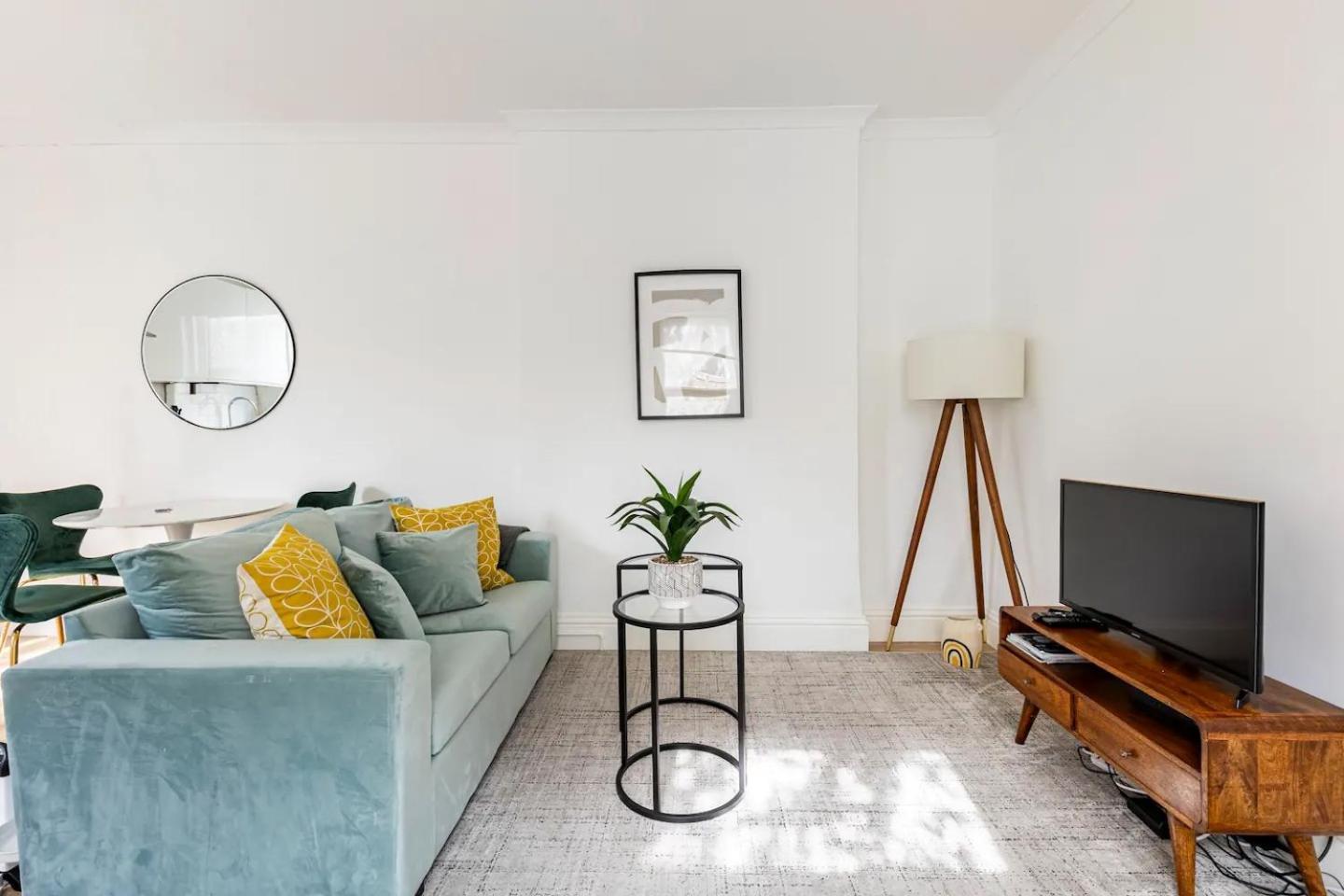 Stylish One Bedroom Apartment In Greater Londýn Exteriér fotografie